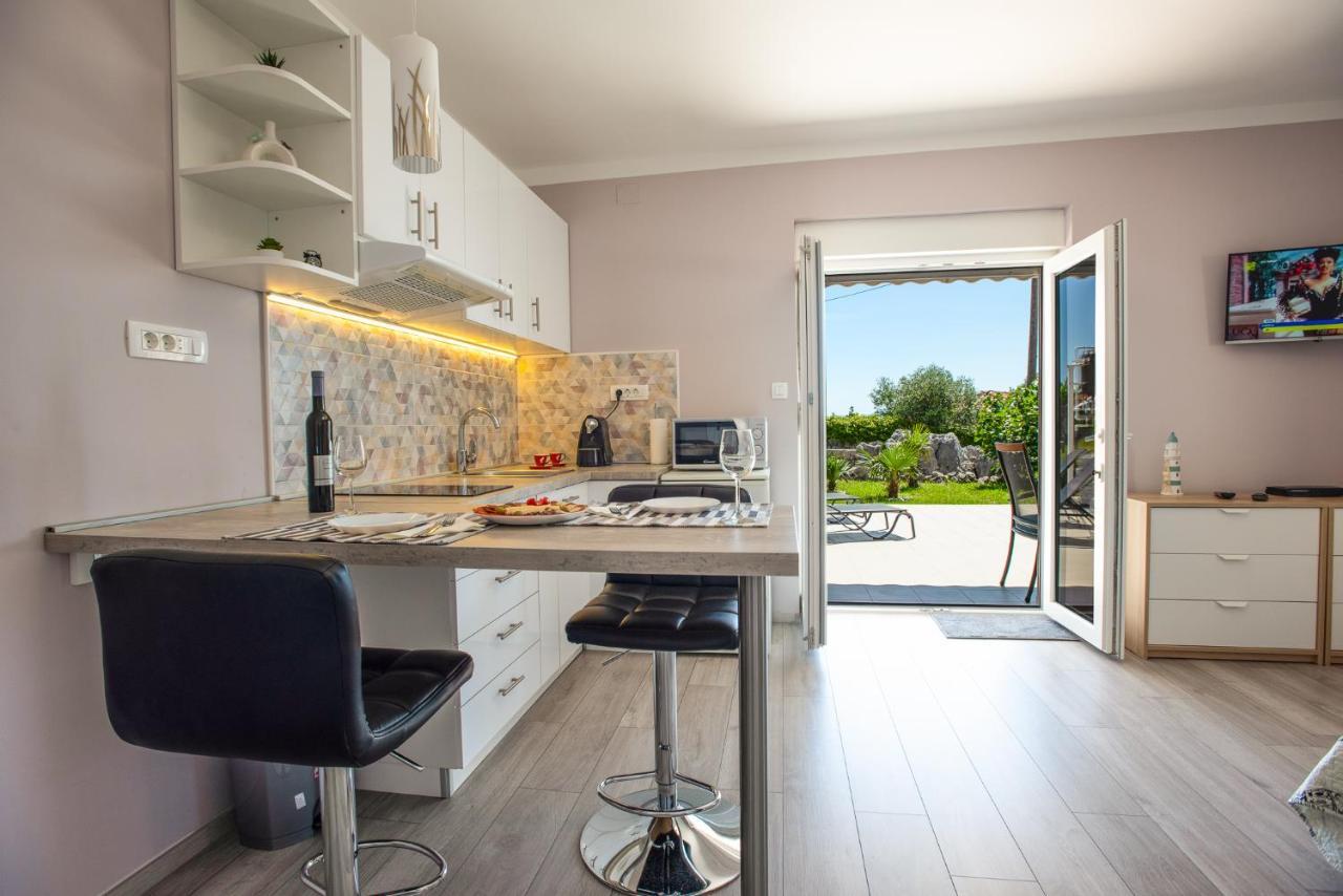 Apartments Omorfia Kraljevica Εξωτερικό φωτογραφία