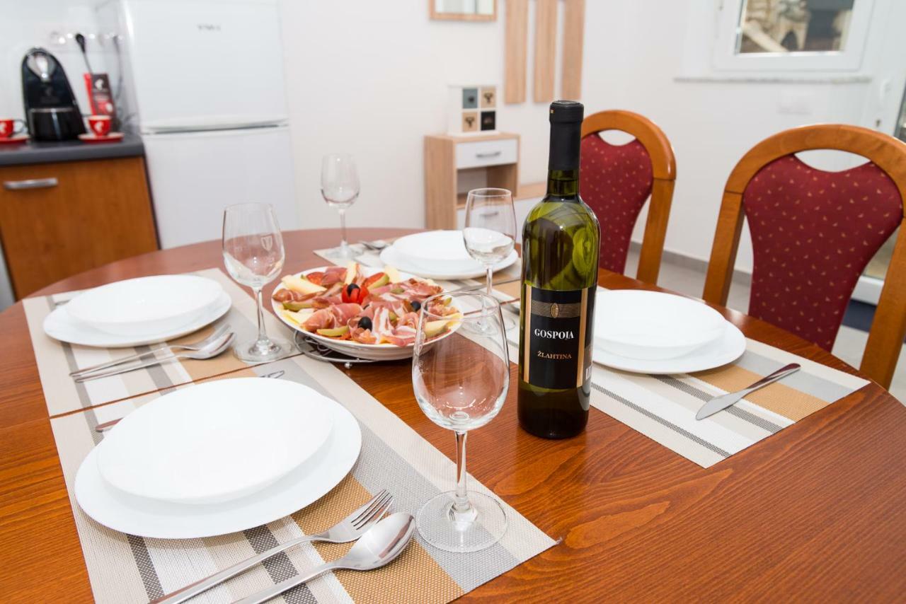 Apartments Omorfia Kraljevica Εξωτερικό φωτογραφία